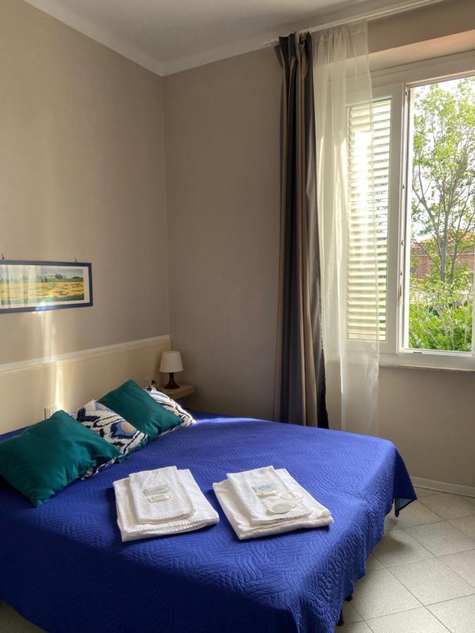 מרינה די מסה Hotel La Perla מראה חיצוני תמונה