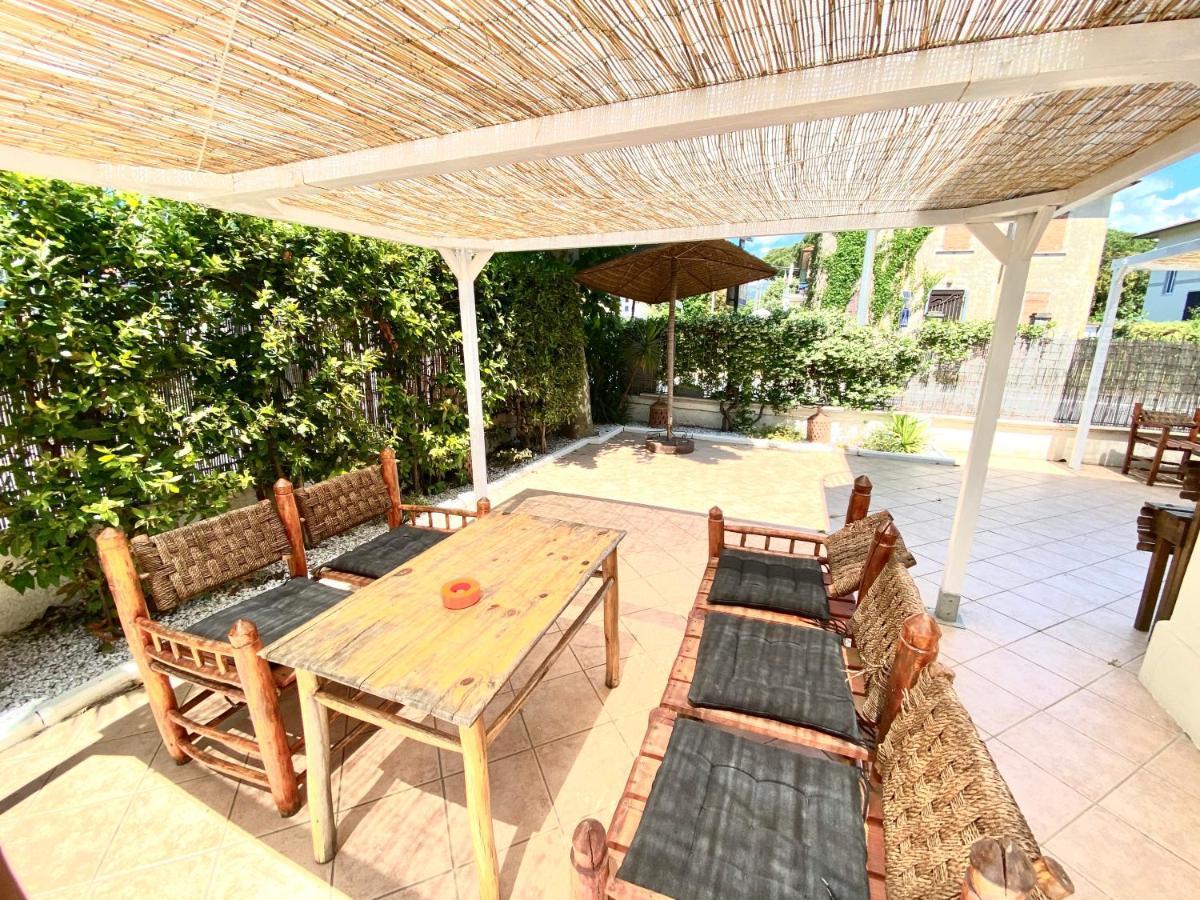 מרינה די מסה Hotel La Perla מראה חיצוני תמונה